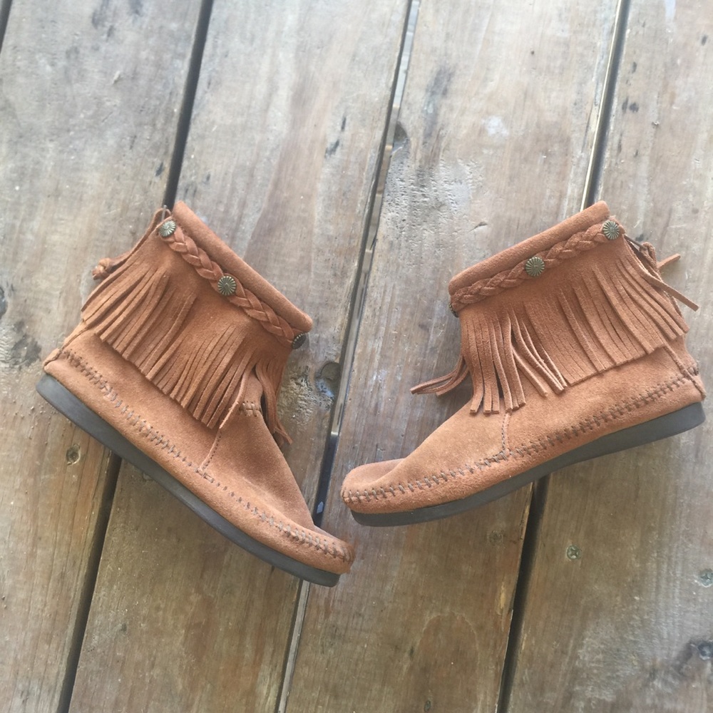 SOLD! Minnetonka Suede Booties